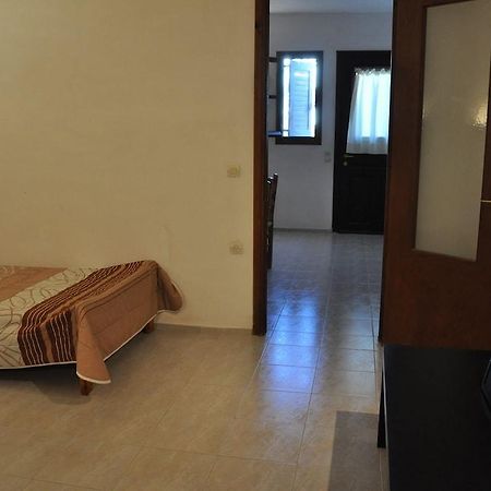 Michalis Apartments Near The Beaches With Sea View Parikia  Exterior photo