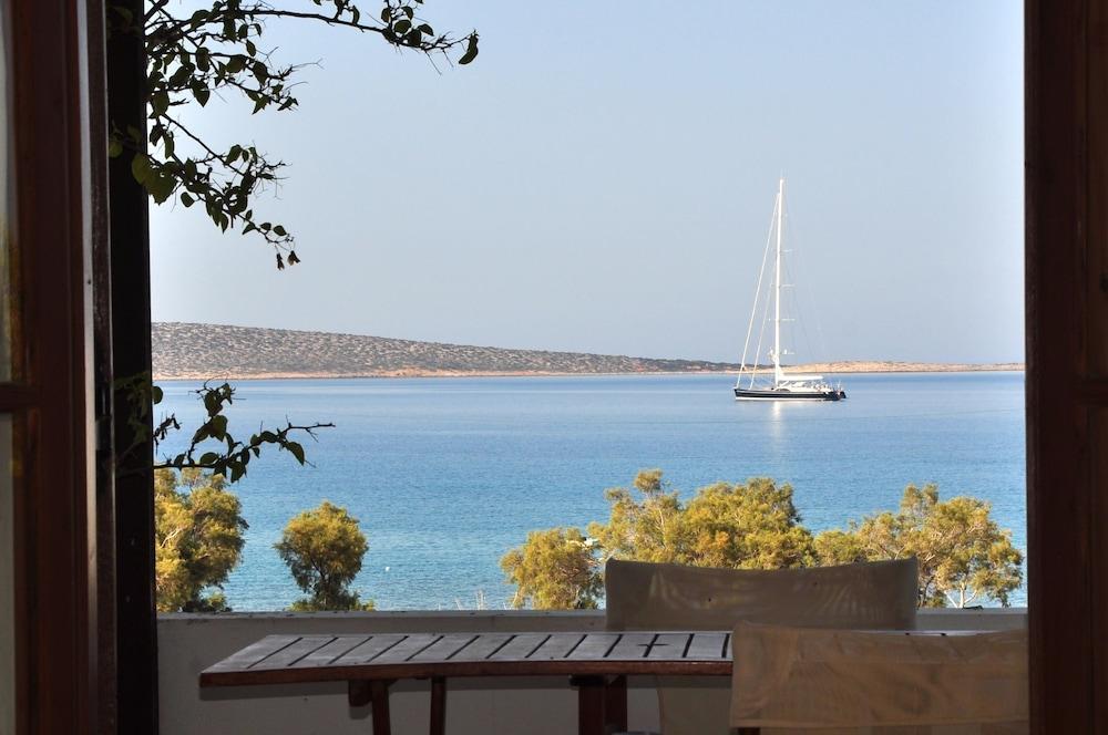 Michalis Apartments Near The Beaches With Sea View Parikia  Exterior photo