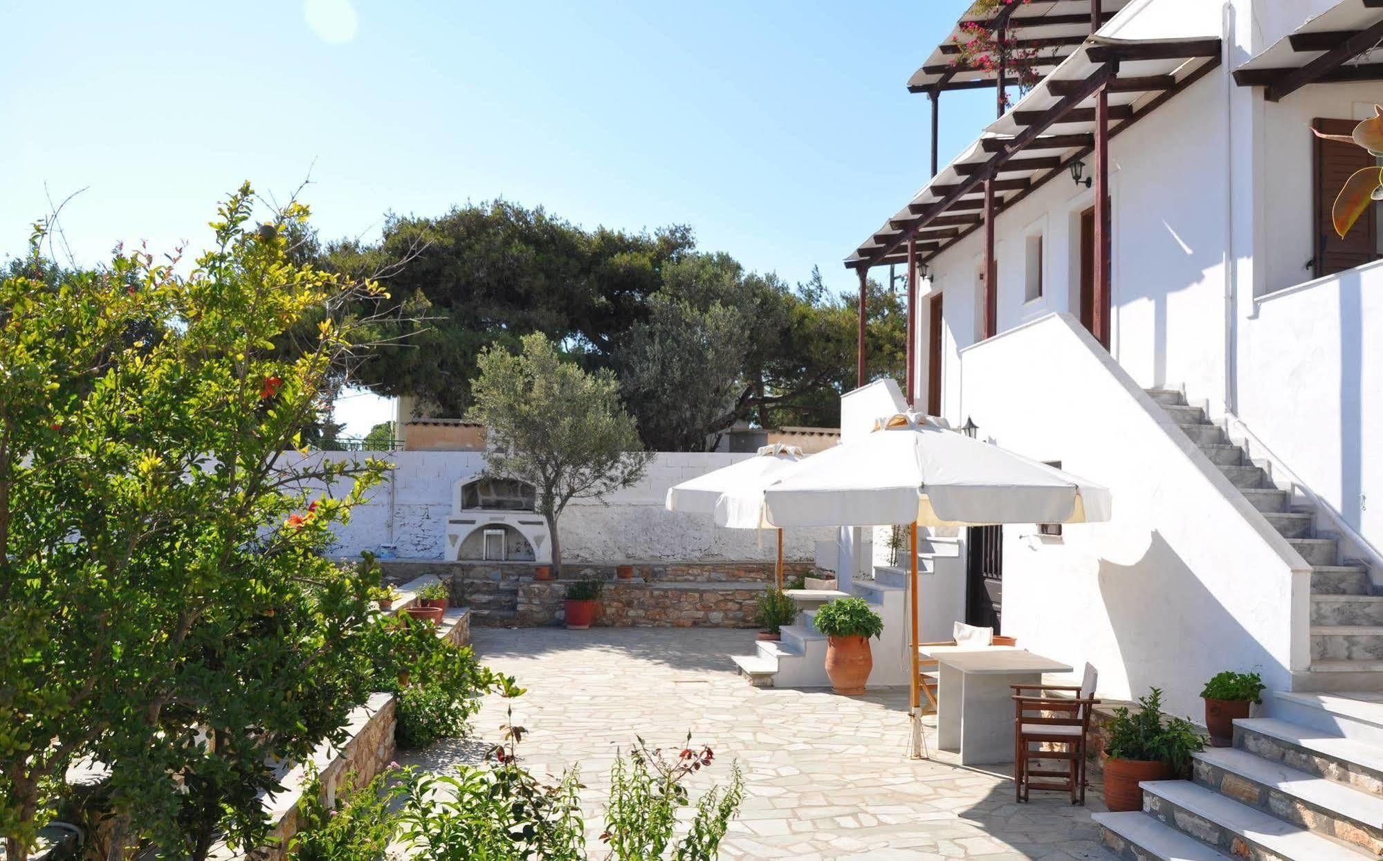 Michalis Apartments Near The Beaches With Sea View Parikia  Exterior photo