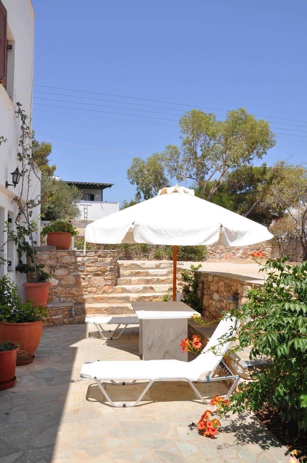 Michalis Apartments Near The Beaches With Sea View Parikia  Exterior photo
